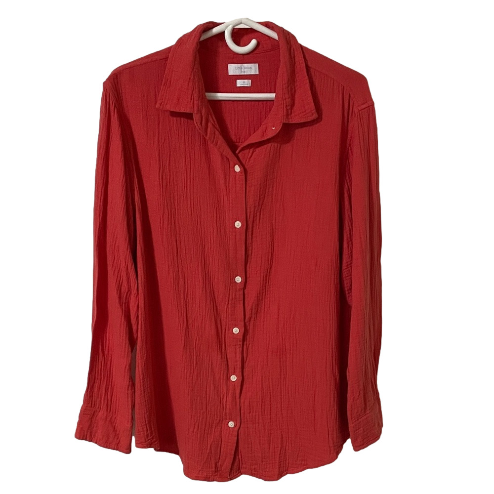 Aritzia Little Moon Coral Colour Shirt Size Medium